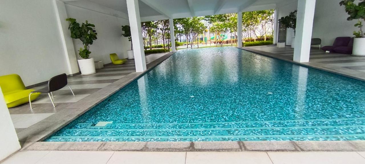 Cyberjaya Cybersqure Peace Home Exteriör bild